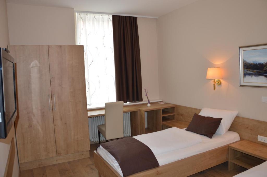 Hotel Slovenj Gradec Cameră foto