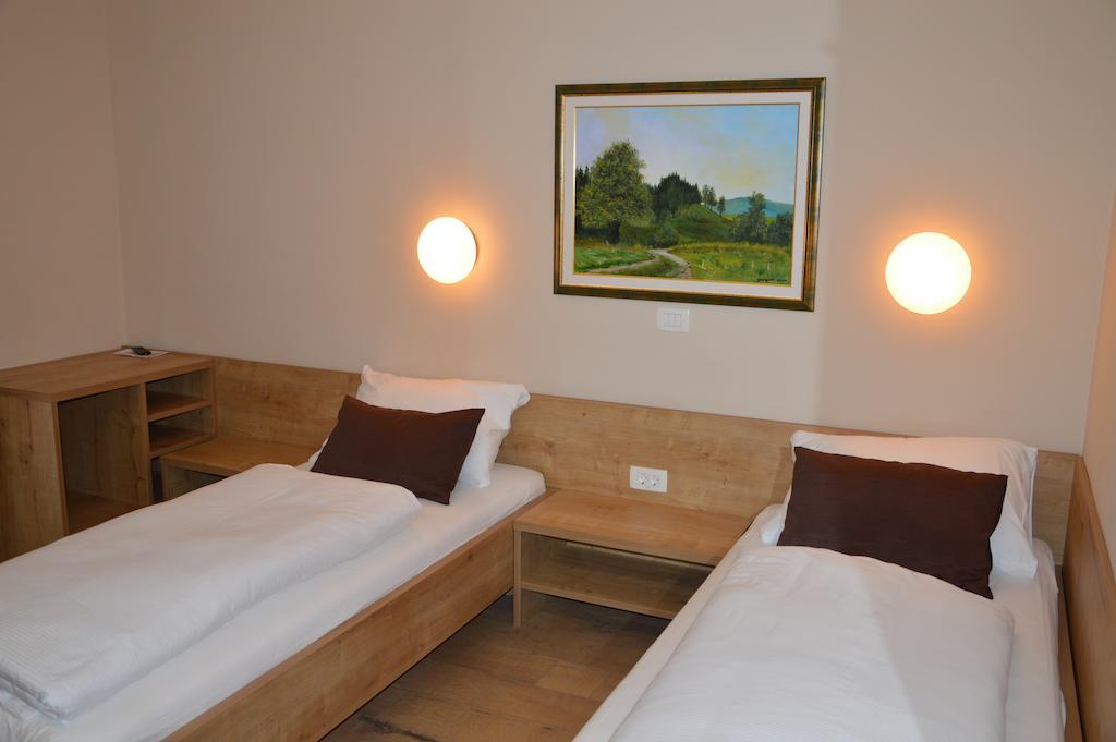 Hotel Slovenj Gradec Exterior foto